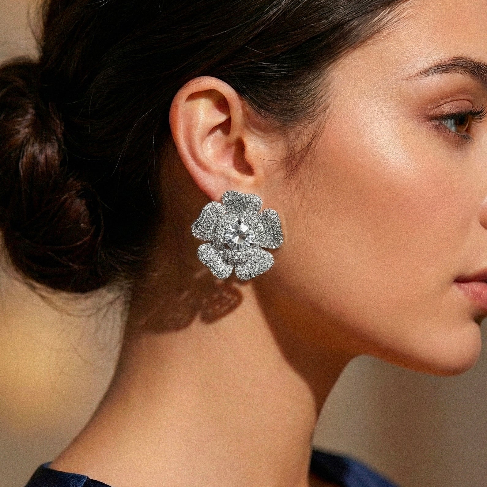 ORECCHINI STRASS FLOWER SILVER