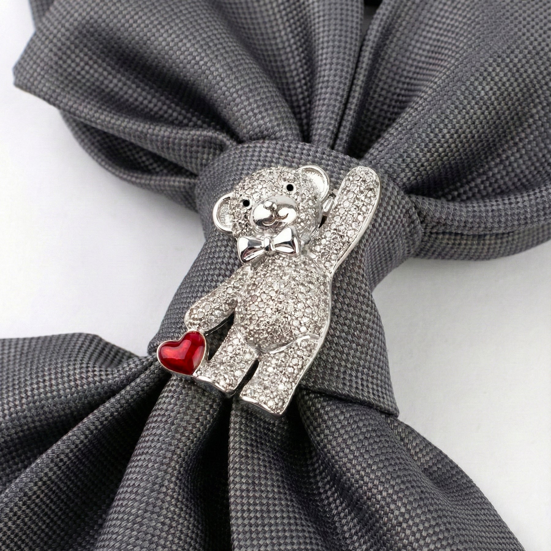 BLUEBELL TIE - SILVER BEAR