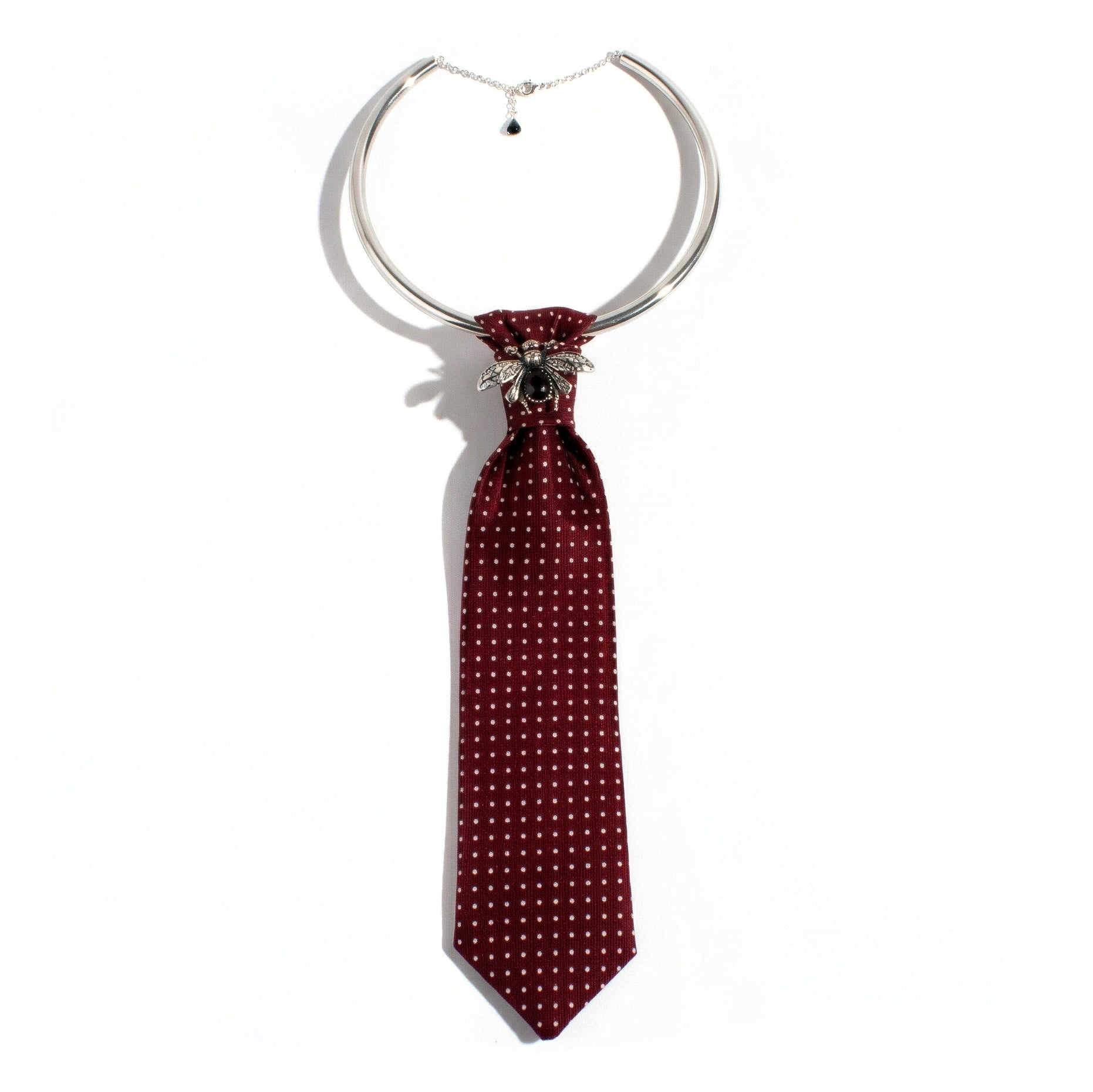 METAL CHOCKER - RED BEE SILVER
