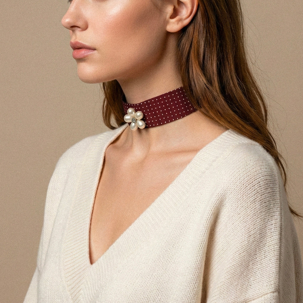 CHOCKER - MILLIE